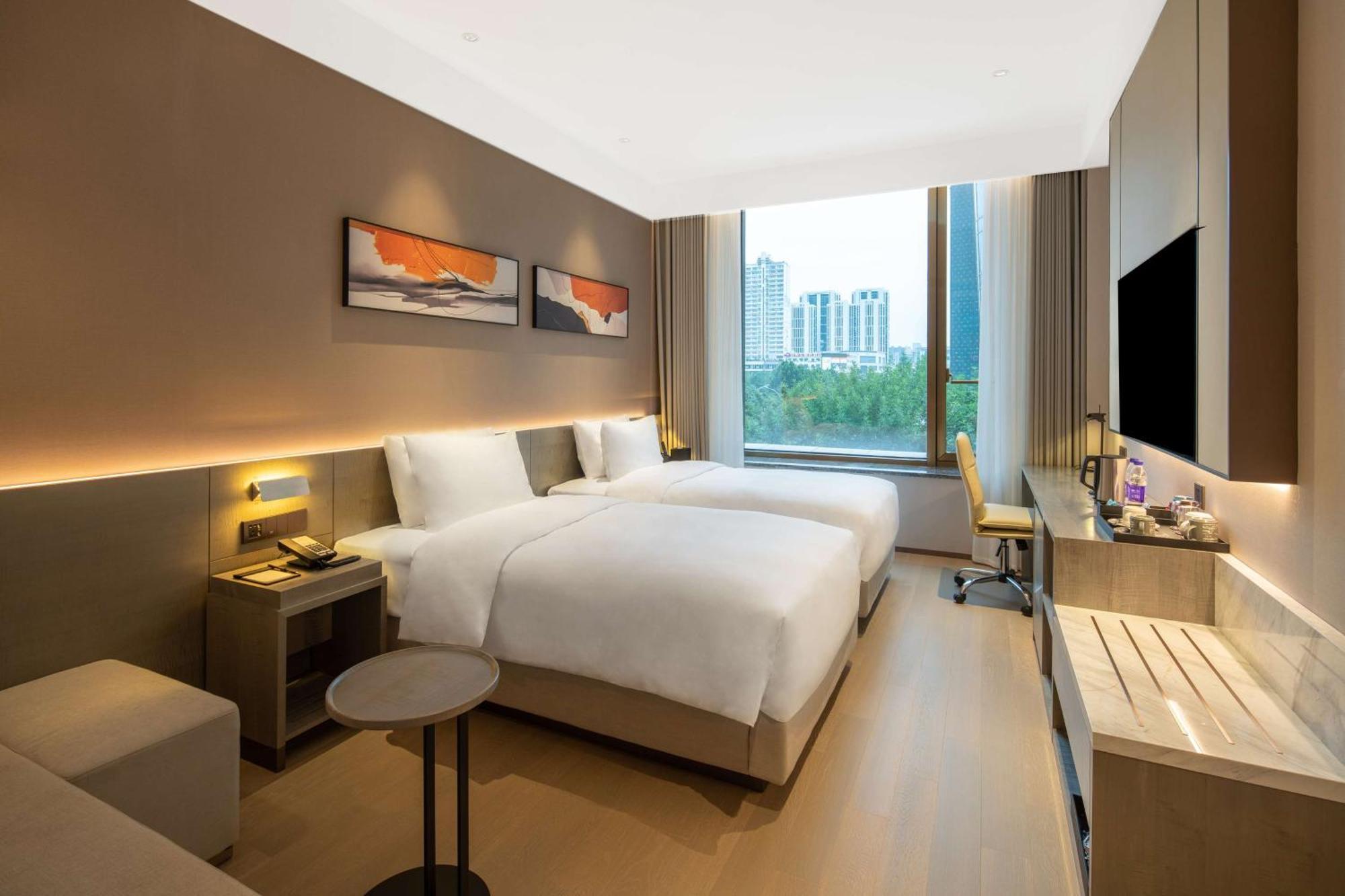 Hyatt Place Linyi People Square Exterior photo